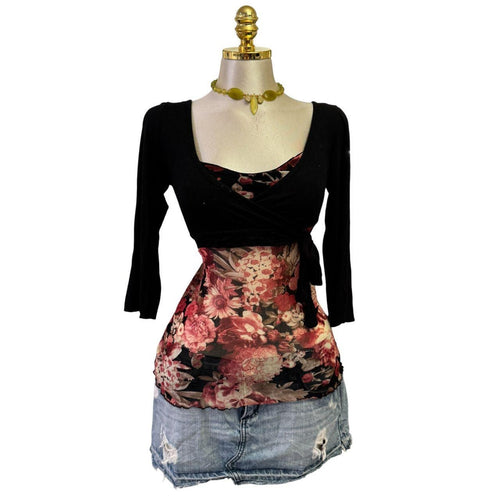 90s Vintage Black Red Floral Mesh Tie Front Top [L]