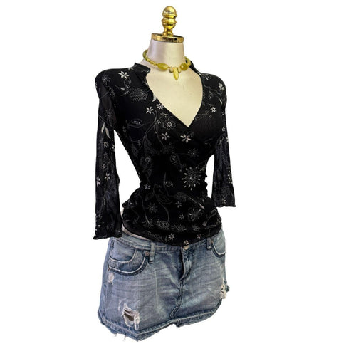90s Vintage Black White Floral Paisley Top  [XS]
