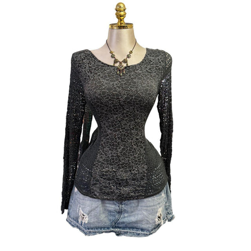 Y2K Vintage Gray Floral Knit Crochet Top  [M]