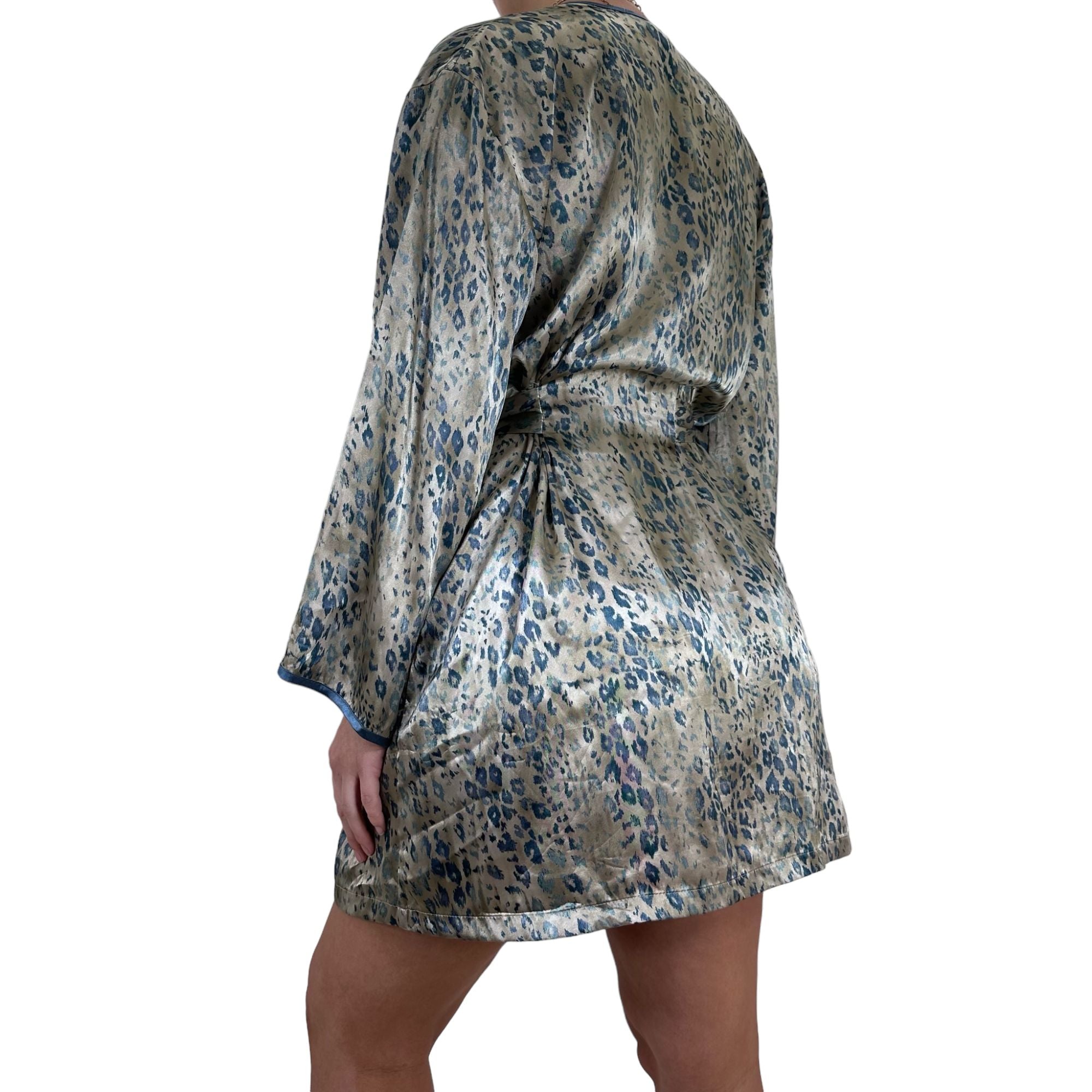 Y2k Vintage Beige + Blue Leopard Print Satin Robe [M]