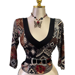 Y2K Vintage Black Red Graphic Print V-neck Top [M]